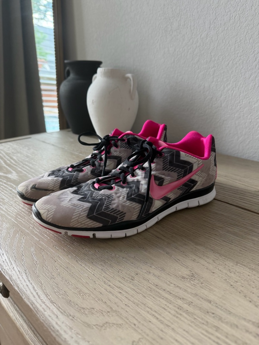 Nike Women's Pink & Black Chevron Training Shoes